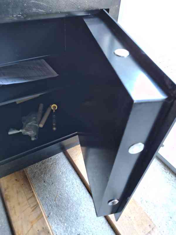 Bezpečnostní trezor 50 × 35 × 65 cm dvouplášťový, cca 100kg - foto 15