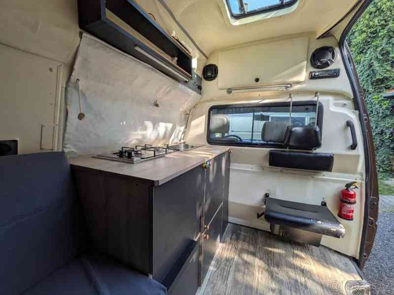Volkswagen Transporter 2,5   4×4 | OBYTNÁ VERZE | UZÁVĚRKA - foto 6