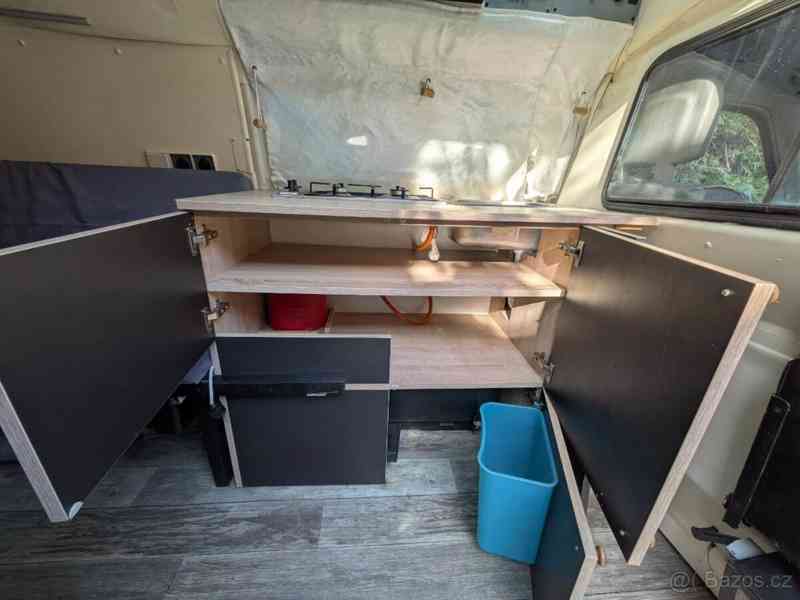 Volkswagen Transporter 2,5   4×4 | OBYTNÁ VERZE | UZÁVĚRKA - foto 4