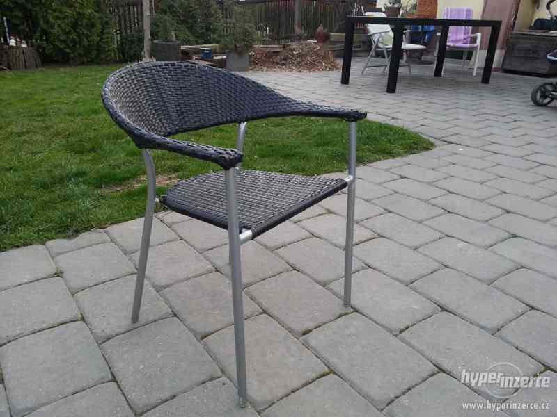 Ratanová židle - umělý ratanový výplet - foto 1