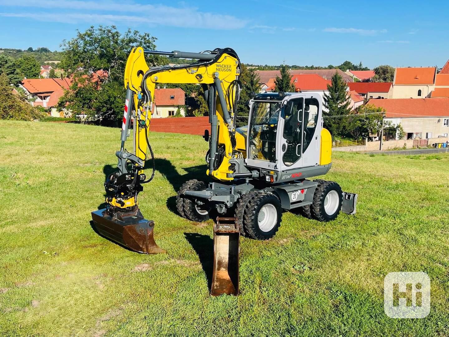 Kolové rypadlo Wacker Neuson EW100 (Možnost leasingu) - foto 1