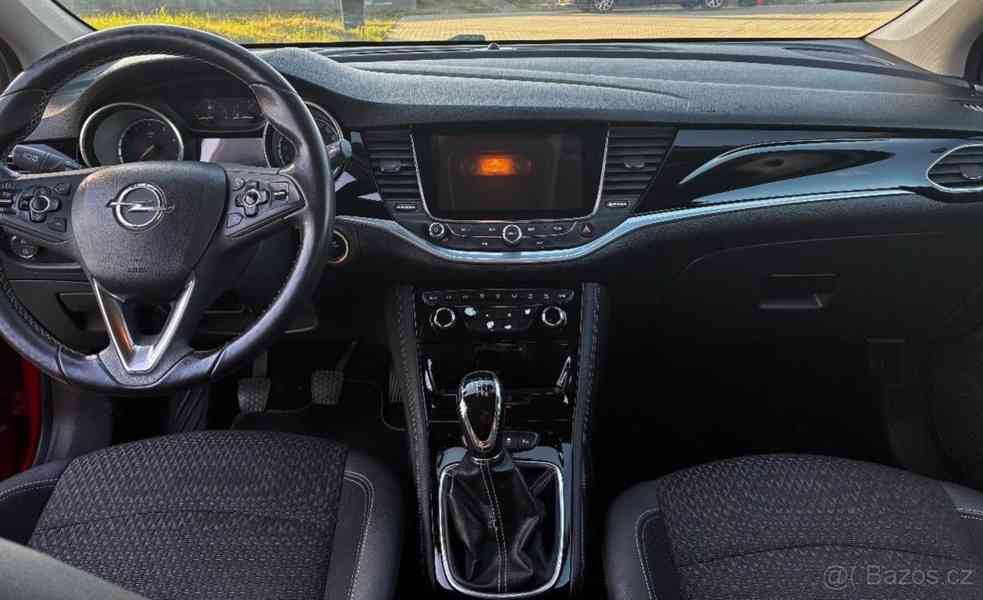 Opel Astra 1,4   Turbo 92kW Matrix LED, 1. maj. - foto 10