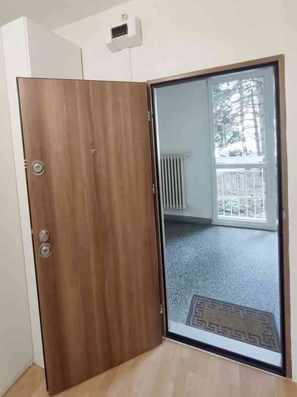 Pronájem bytu 1+kk Brno, Labská - foto 10