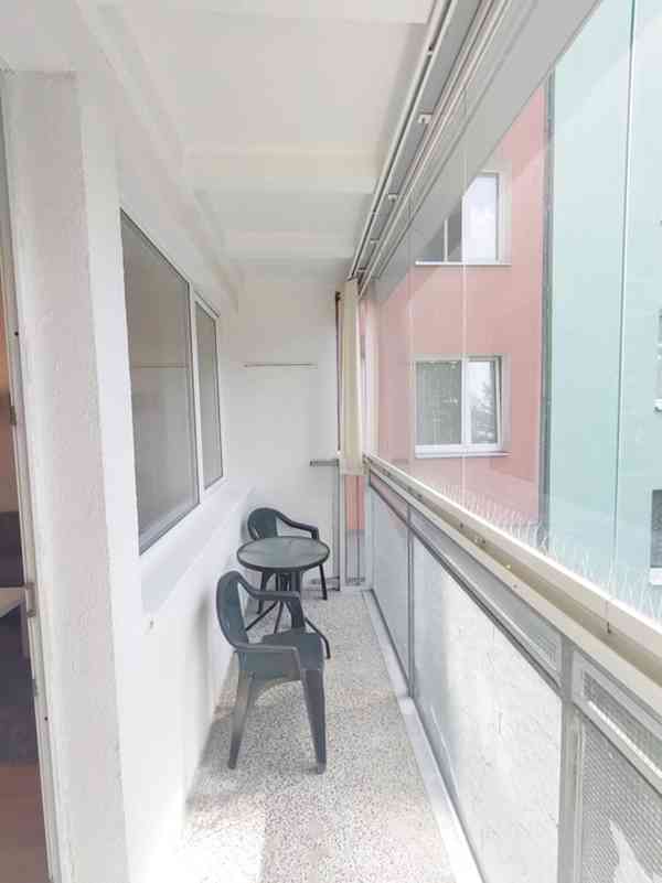 Pronájem bytu 1+kk Brno, Labská - foto 9