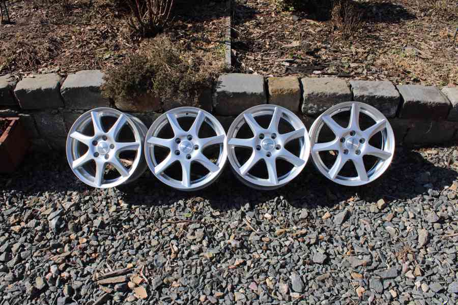 Prodám Alu kola DEZENT TW silver - stříbrné 7x16" 5x108 ET4  - foto 2