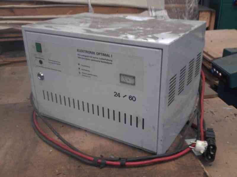 Dobíječka na paletové vozíky ELEKTRONIK OPTIMAL I (6534.) - foto 1