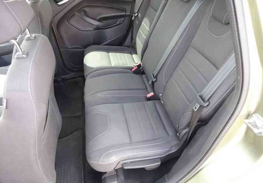 Ford Kuga 2.0 TDCI 4x4 r.v.2015/12 2.Maj.serv.kníž.ČR - foto 8