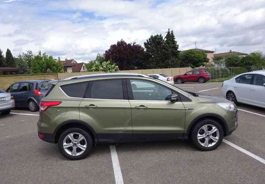 Ford Kuga 2.0 TDCI 4x4 r.v.2015/12 2.Maj.serv.kníž.ČR - foto 3