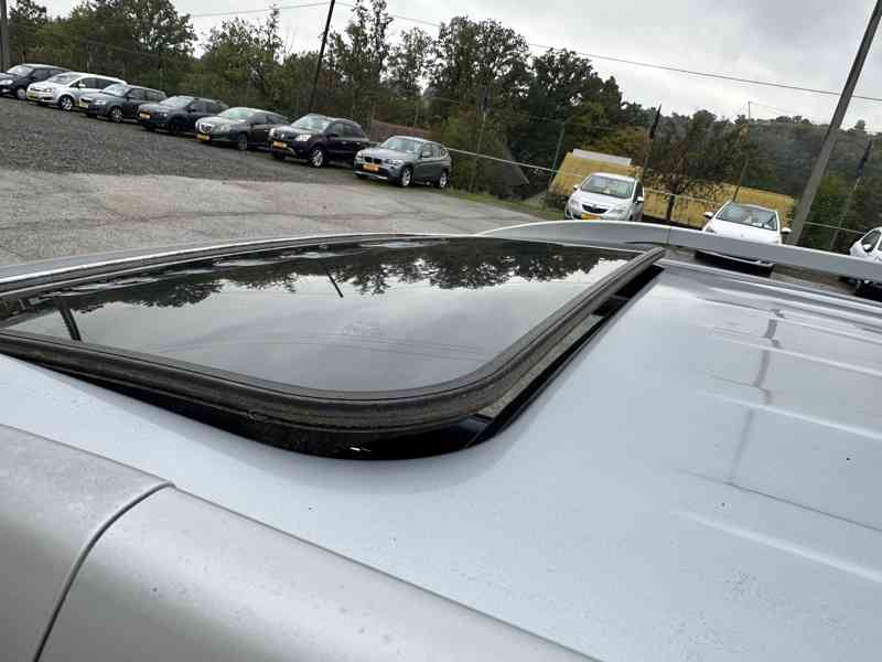 Mitsubishi Outlander 2.0 DI-D 4x4/7míst/Výhřev/1Maj  - foto 38