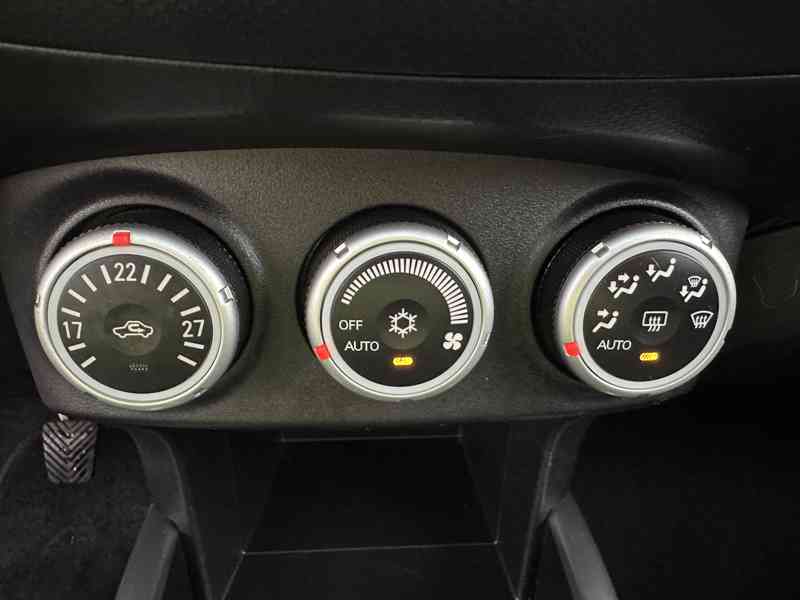 Mitsubishi Outlander 2.0 DI-D 4x4/7míst/Výhřev/1Maj  - foto 29