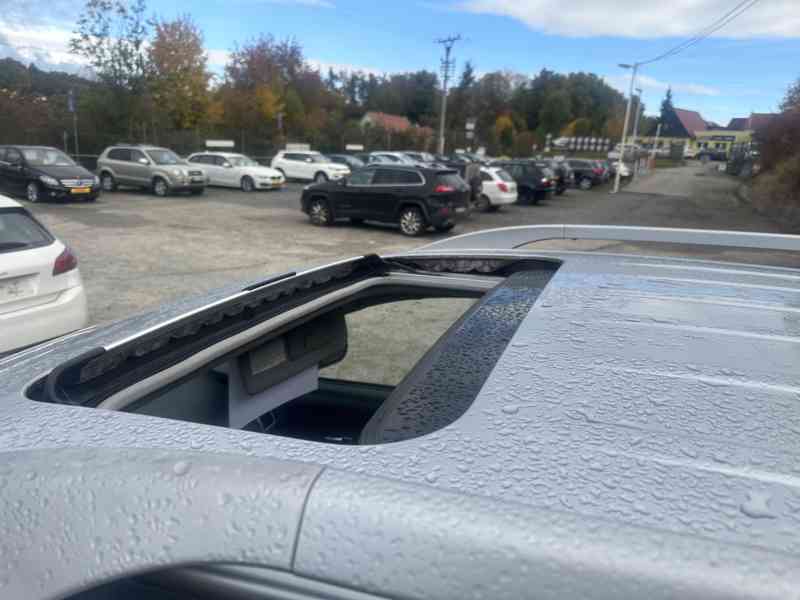 Mitsubishi Outlander 2.0 DI-D 4x4/7míst/Výhřev/1Maj  - foto 39