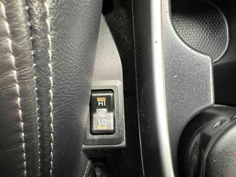 Mitsubishi Outlander 2.0 DI-D 4x4/7míst/Výhřev/1Maj  - foto 31