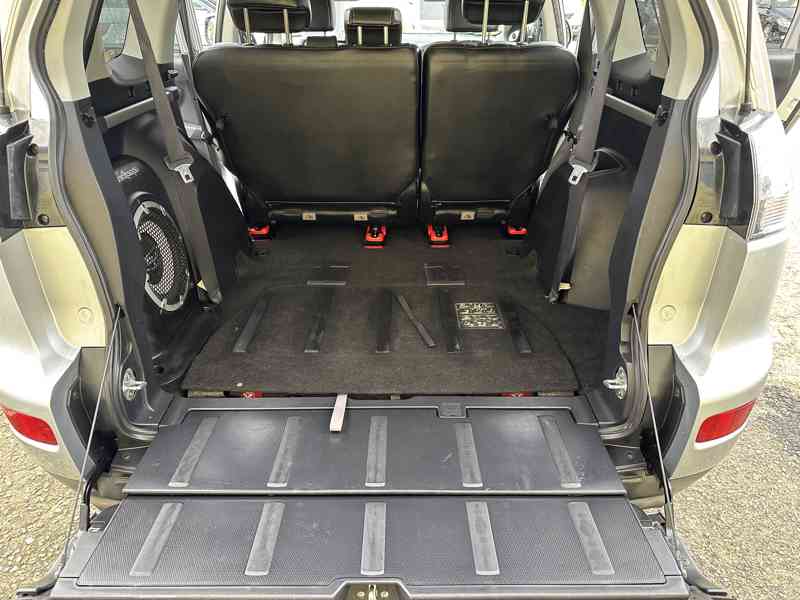 Mitsubishi Outlander 2.0 DI-D 4x4/7míst/Výhřev/1Maj  - foto 16