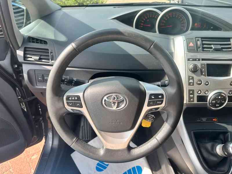 Toyota Verso 1,6i Edition benzín 97kw - foto 6