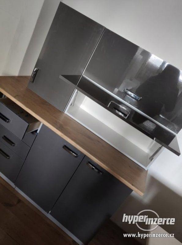 Nová moderní kompletní kuchyň v délce 135 cm - foto 2