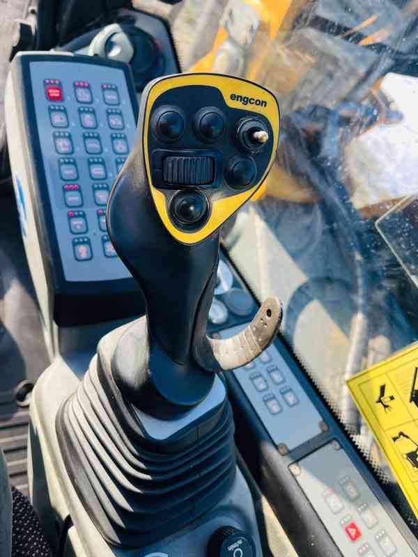 Kolové rypadlo Liebherr A910 (Možnost leasingu - foto 16