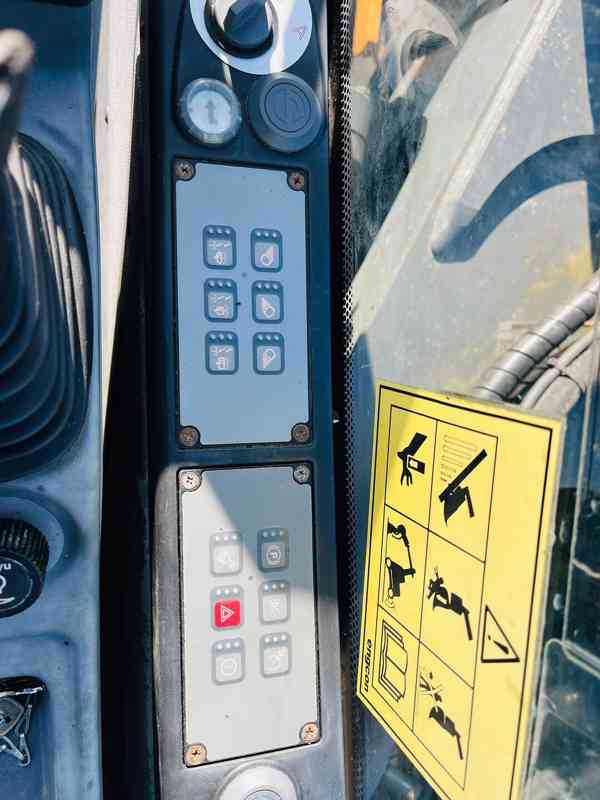 Kolové rypadlo Liebherr A910 (Možnost leasingu - foto 12