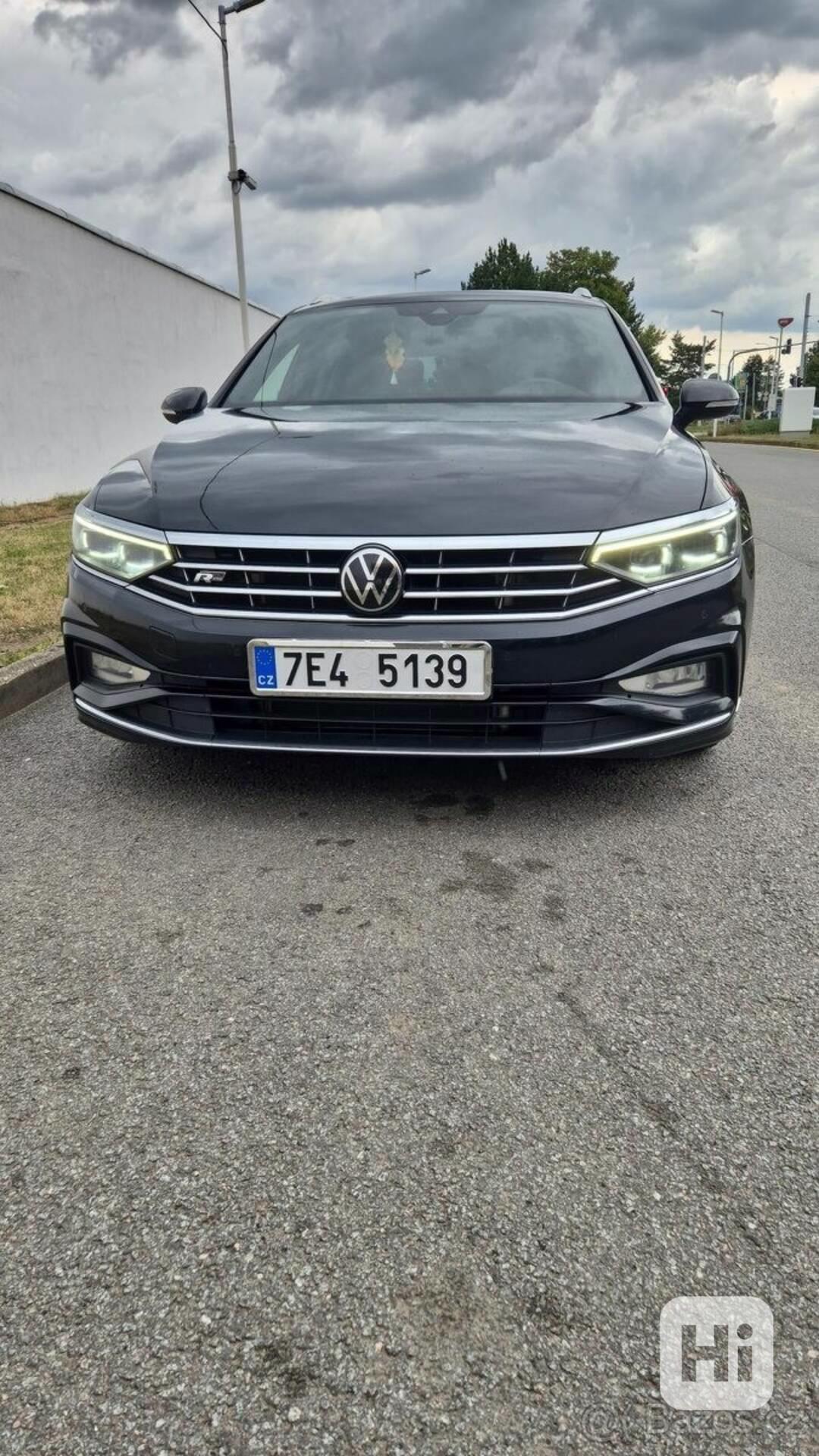 Volkswagen Passat 2,0   R-LINE R.V. 2021 2TD - foto 1