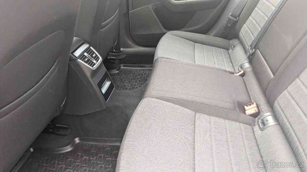 Škoda Octavia 2,0 TDI 135 kW 4x4 DSG, r. 2016 - foto 13