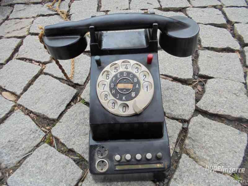 starý německý telefon - foto 3