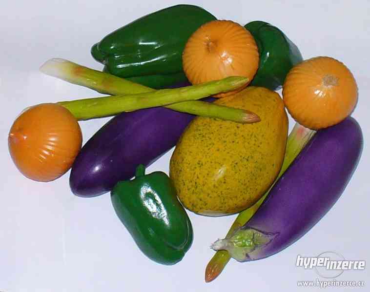 Dekorace zelenina paprika (kapie) malá plast - foto 4