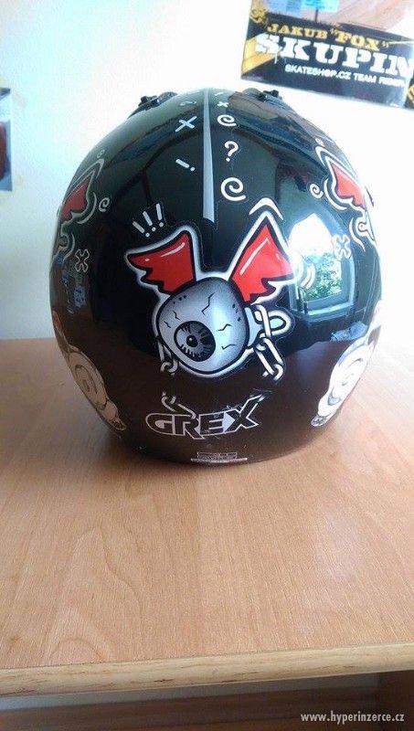 Prodám motocrossovou helmu GREX C 1 - foto 2