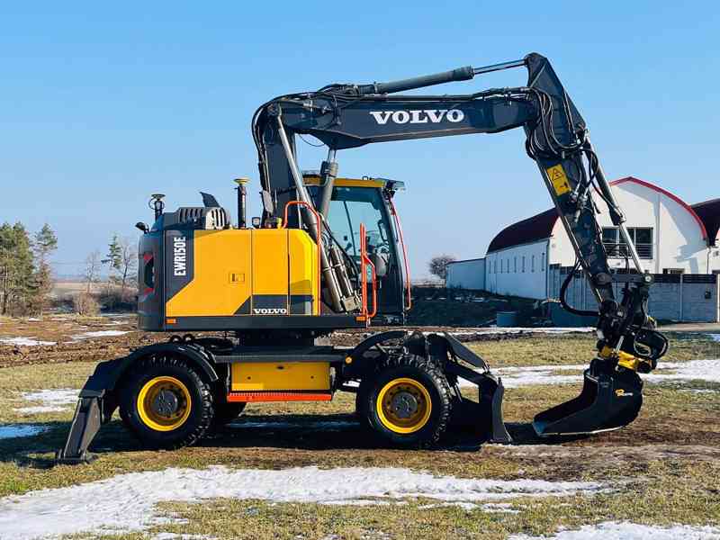 Kolové rypadlo Volvo EWR150E (Možnost leasingu) - foto 5