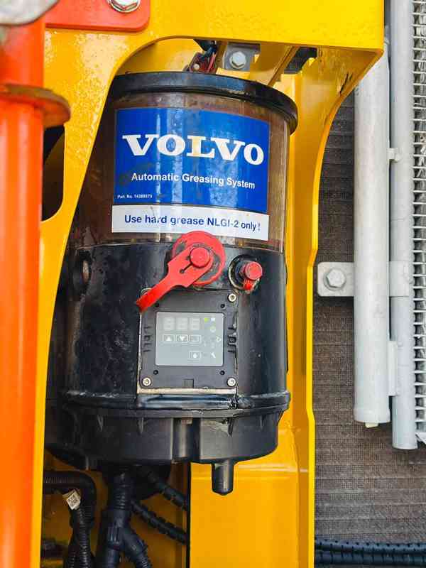 Kolové rypadlo Volvo EWR150E (Možnost leasingu) - foto 10