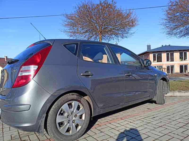 Hyundai i30 1.4 16V 80kw | r.v. 2007 | STK 04/2026 - foto 4