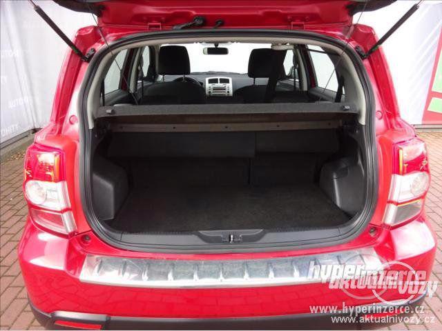 Toyota Urban Cruiser 1 4 66kW 4x4 ČR 1.4, nafta, r.v. 2009 - foto 15