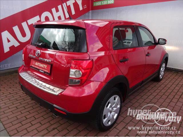 Toyota Urban Cruiser 1 4 66kW 4x4 ČR 1.4, nafta, r.v. 2009 - foto 16