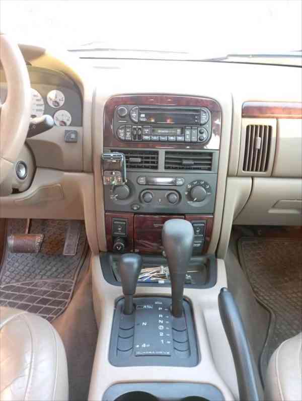 Jeep Grand Cherokee 4,7 - foto 14