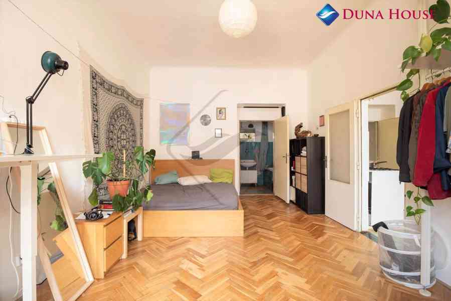 Prodej bytu 2+kk, 52,8 m2 - Praha 3 - foto 3
