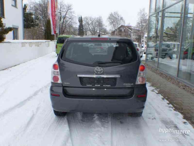 Toyota Corolla Verso 1.8 95kW 7míst - foto 5