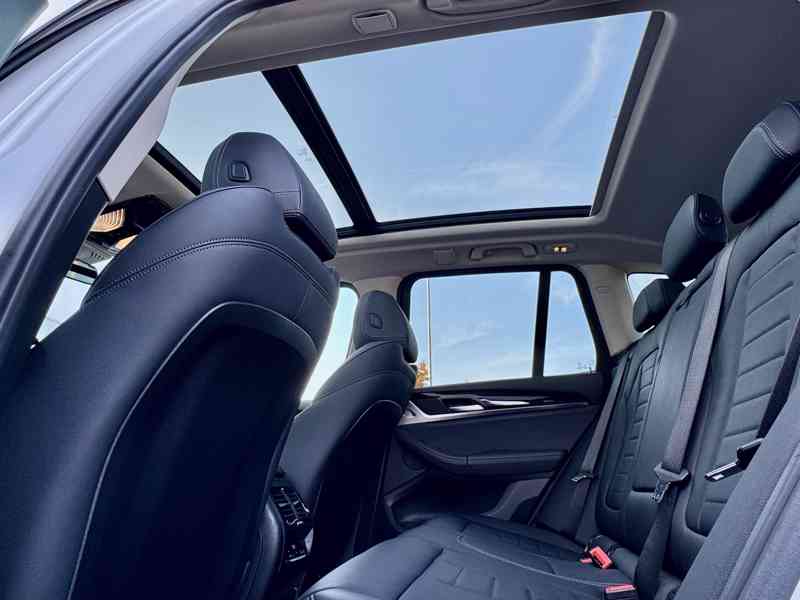 BMW X3 20d LASER, PANO, HUD, 360°, HiFi, kůže, ACC, TOP stav - foto 15