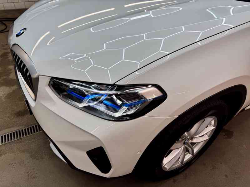 BMW X3 20d LASER, PANO, HUD, 360°, HiFi, kůže, ACC, TOP stav - foto 42
