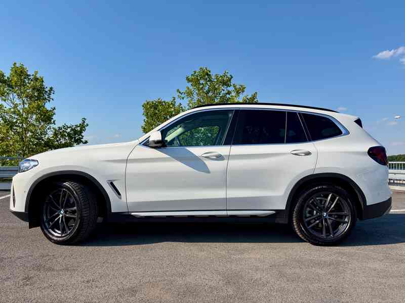 BMW X3 20d LASER, PANO, HUD, 360°, HiFi, kůže, ACC, TOP stav - foto 45