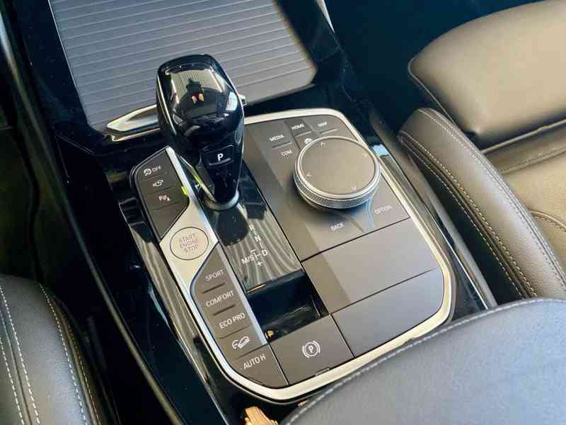 BMW X3 20d LASER, PANO, HUD, 360°, HiFi, kůže, ACC, TOP stav - foto 13