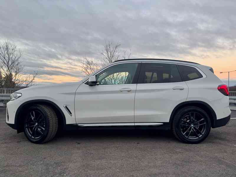 BMW X3 20d LASER, PANO, HUD, 360°, HiFi, kůže, ACC, TOP stav - foto 44