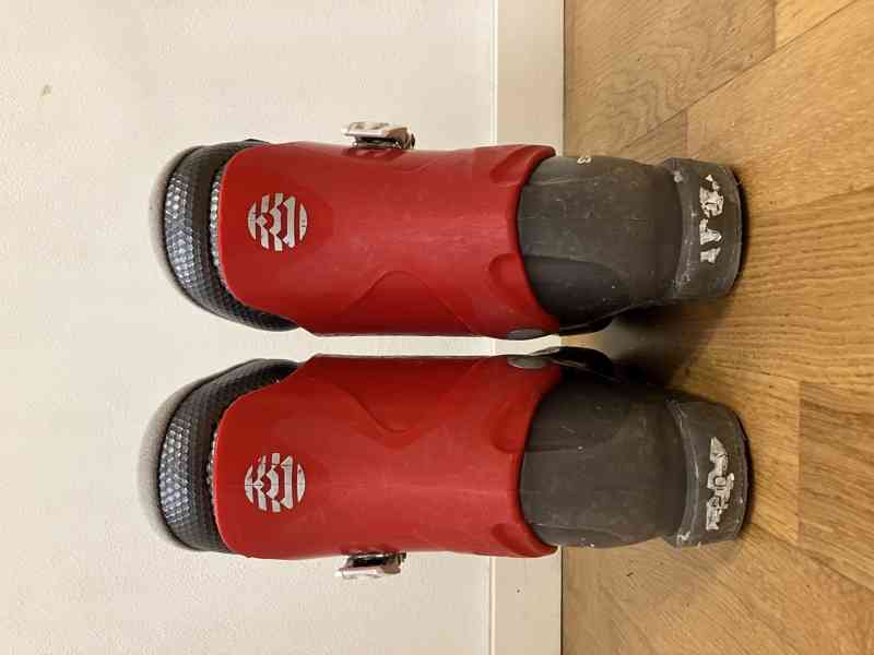 Dětské lyžařské boty velikost EU 33 (Mondo 210 mm) - foto 4