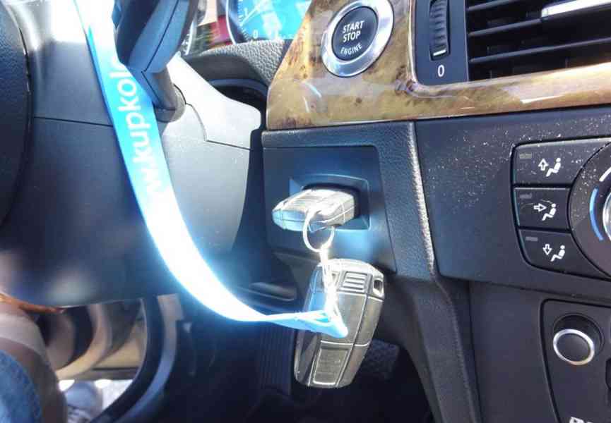 BMW 325i Cabrio r.v.2007 (160 kw) AUTOMAT stk:8/2027 - foto 15