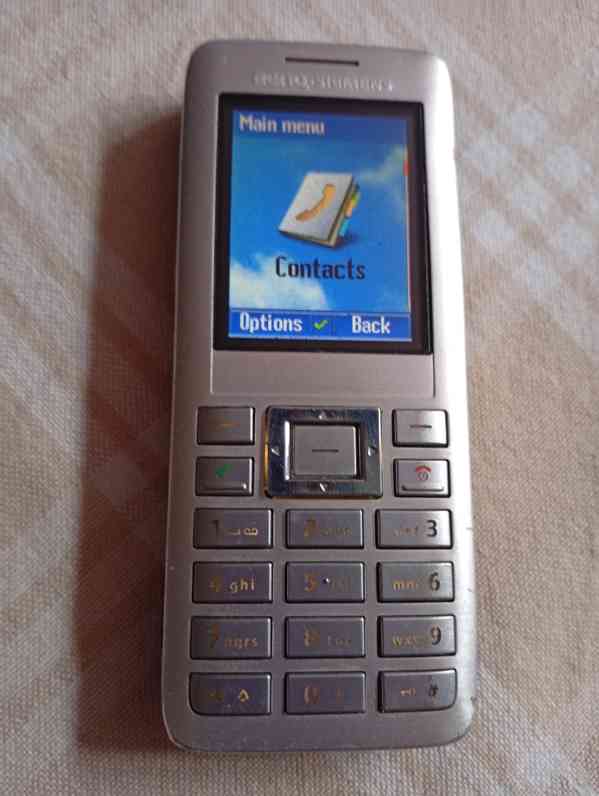 Mobilní telefon Benq-Siemens S68 - foto 4