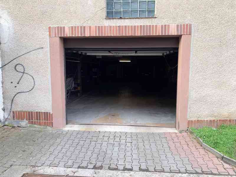Prodej garážového stání - foto 2