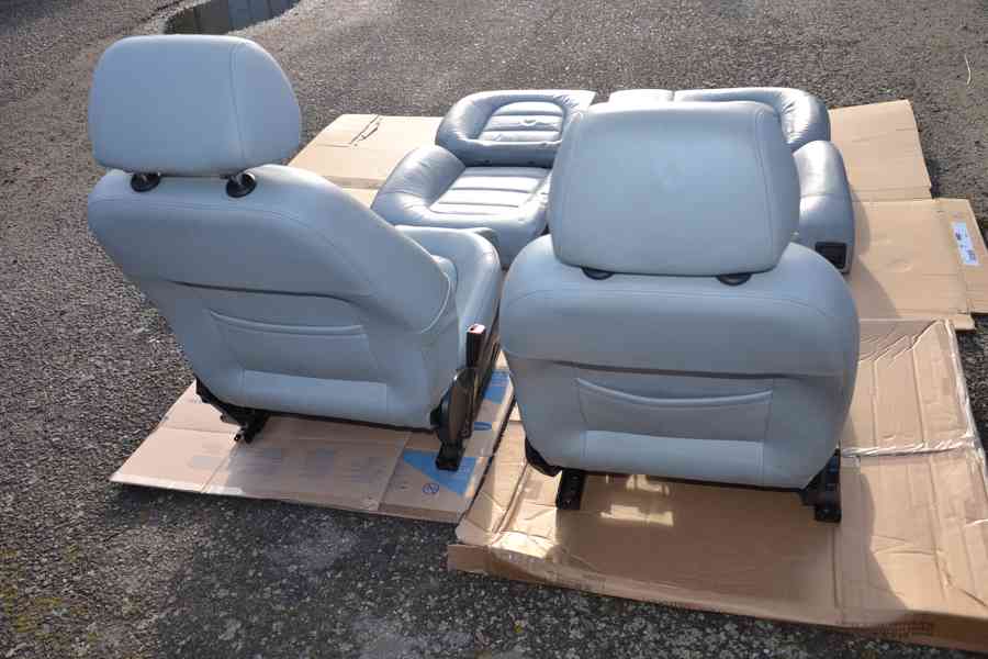 Světlé kožené sedačky Š.Fabia 100 Edition, vyhřívané,Airbagy - foto 8