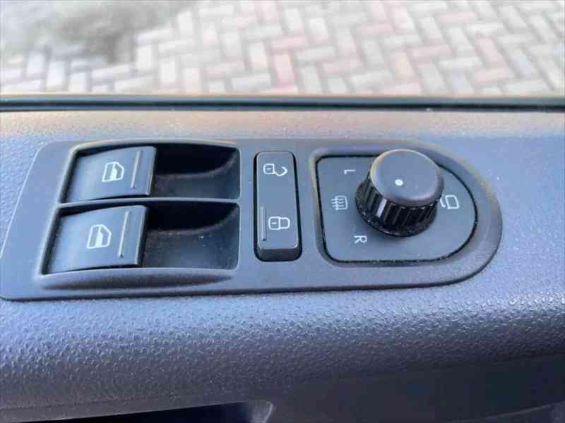 Volkswagen Multivan 2,0   Startline Special T5. TDI DSG - foto 13