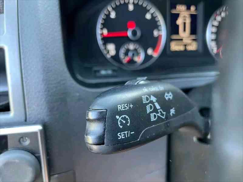 Volkswagen Multivan 2,0   Startline Special T5. TDI DSG - foto 10