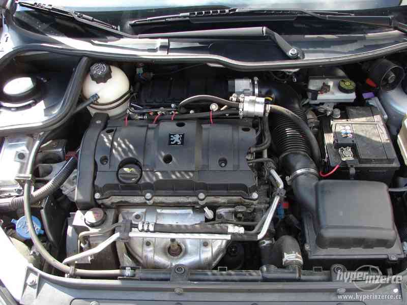 Peugeot 206 CC 1.6i 16V+LPG r.v.2001 - foto 15