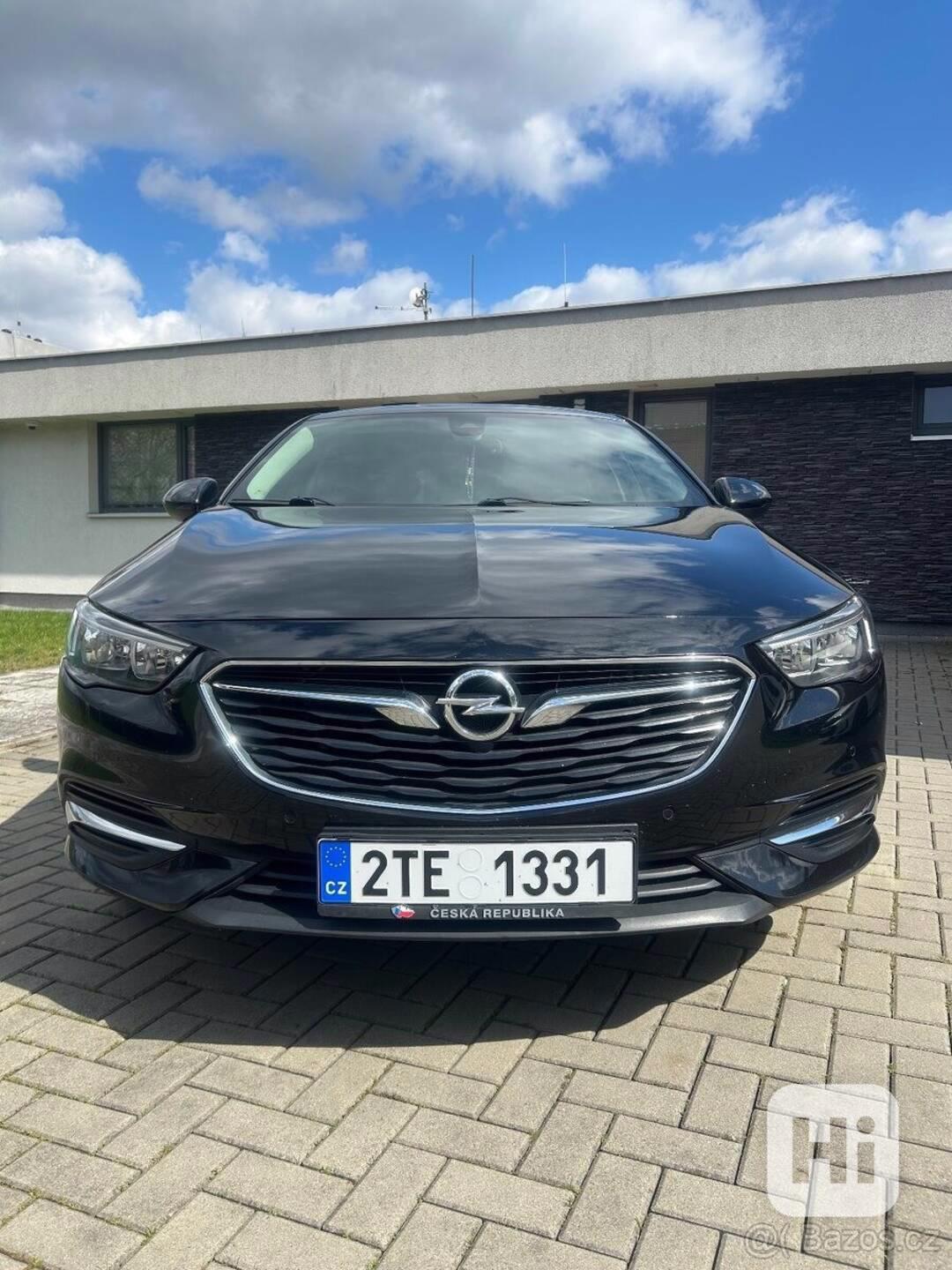 Opel Insignia 1,6 - foto 1