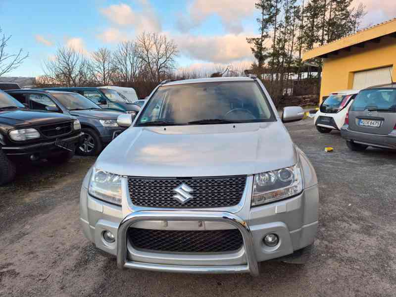 Suzuki Grand Vitara 2.4i Comfort benzín 124kw - foto 14