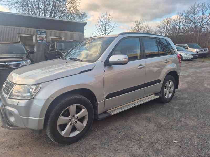 Suzuki Grand Vitara 2.4i Comfort benzín 124kw